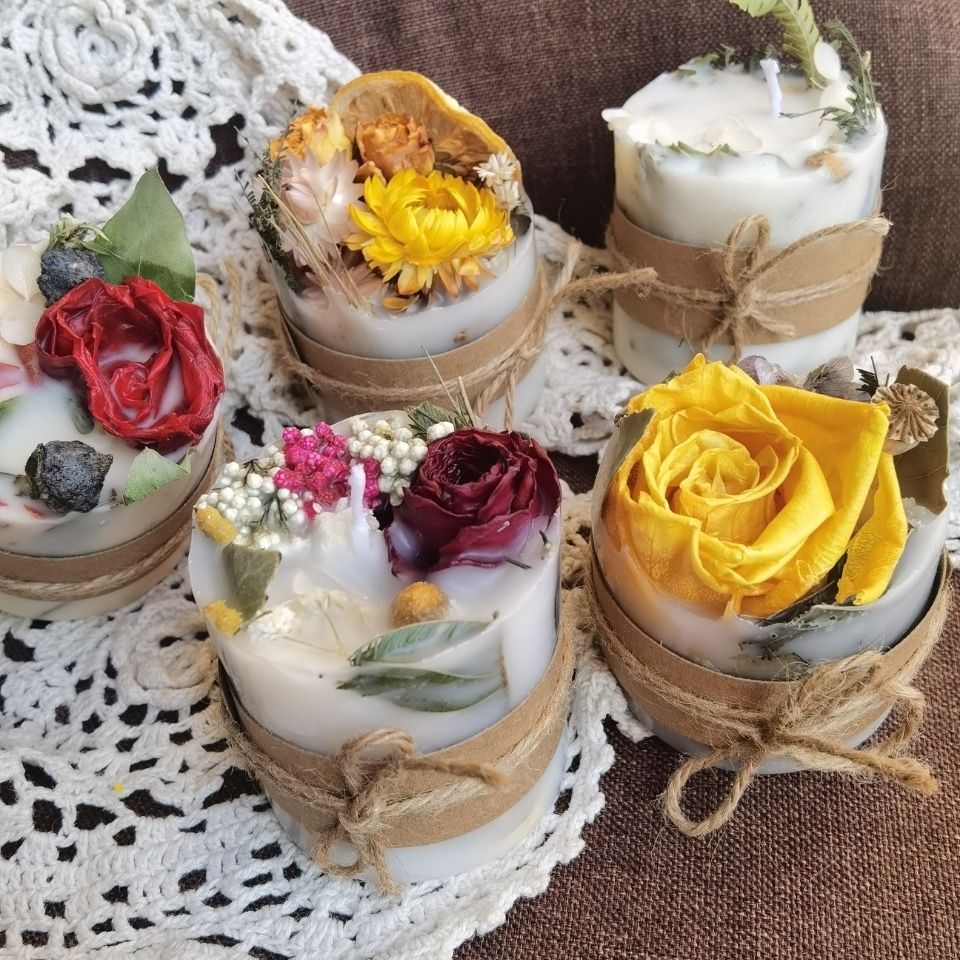 Soy Candle Fragrance Oil - شمعة عطرية على شكل زهرة مجففة